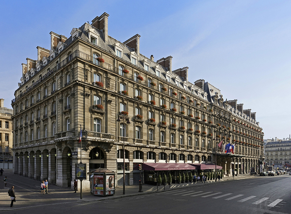 巴黎剧院希尔顿酒店